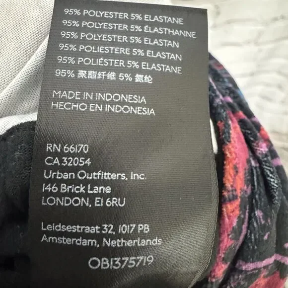 Free People Giselle Velvet Billowy Leg Jumpsuit Long Sleeve Deep V Neck Womens M - Picture 14 of 16